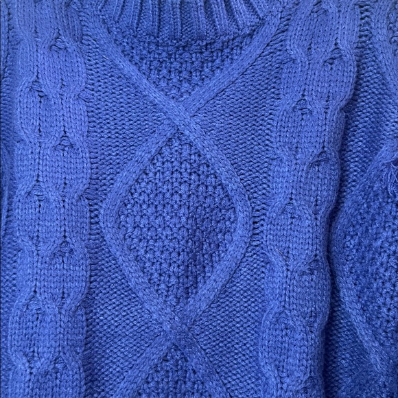 &merci Women's Royal Blue Cable Knit Cozy‎ Sweater Fringe Sleeves Size Medium - Picture 2 of 6